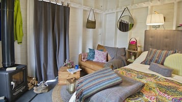 Cabaña básica | 1 habitación y ropa de cama