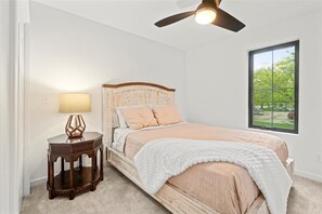 4 Schlafzimmer, Bügeleisen/Bügelbrett, Reisekinderbett, kostenloses WLAN