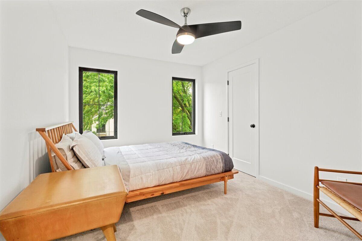 4 bedrooms, iron/ironing board, travel crib, free WiFi