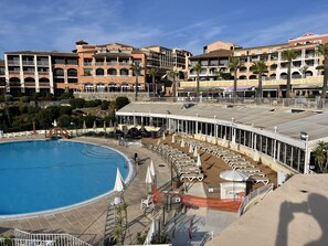 Outdoor pool, a heated pool - Cap Esterel duplex breathtaking sea view (Saint-Raphaël)