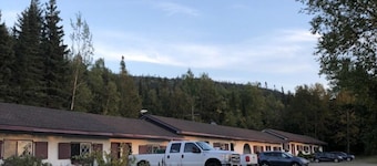 Coach House Motel 20 km East Terrace Bay