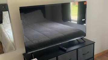 1 makuuhuone, tallelokero huoneessa, ilmainen Wi-Fi