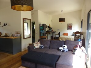 2 chambres, bureau, Wi-Fi gratuit, draps fournis