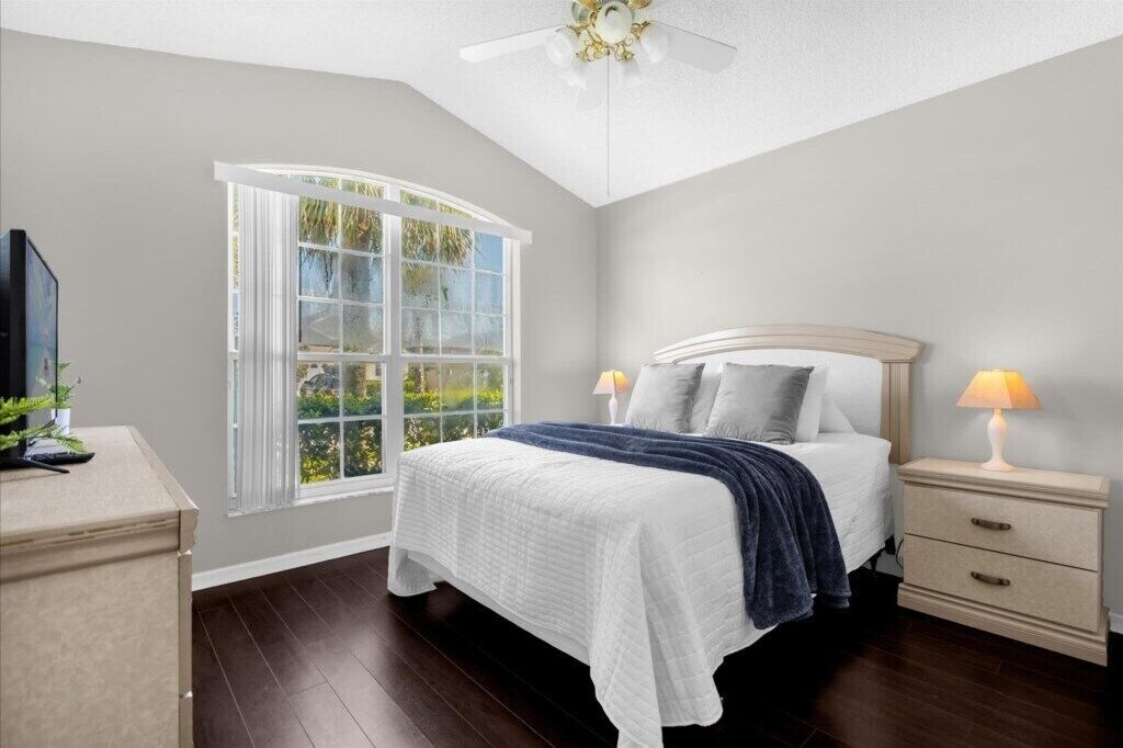 5 bedrooms, iron/ironing board, travel cot, WiFi