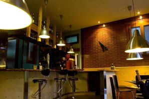 Bar (on property) - Hotel A. G. Porcillán (Ribadeo)