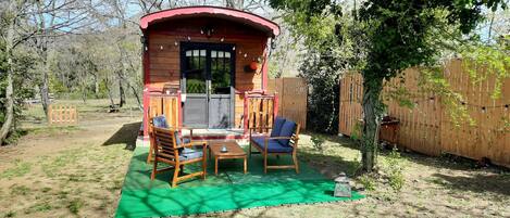 Enceinte de lâhĂ©bergement