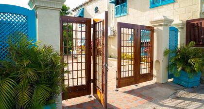 Adorable beachside 1-bedroom apartment