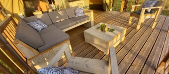 SafariTent Picvert: lodge toile & bois au plus proche de la nature site familial