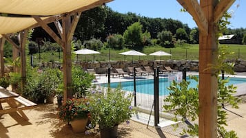 Piscine extérieure, piscine chauffée