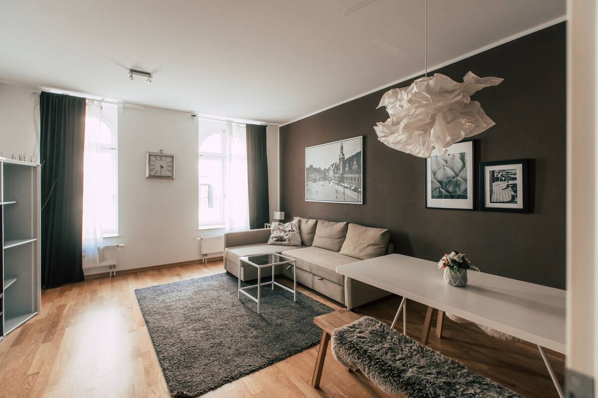 *Cosy* 2-Room Apartment with Kitchen and Balcony | Living area | 32-inch TV with cable channels