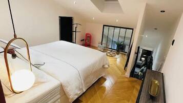 1 chambre, Wi-Fi gratuit, draps fournis