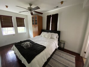 2 bedrooms, desk, travel crib, WiFi