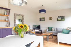 TV, DVD player, foosball, stereo