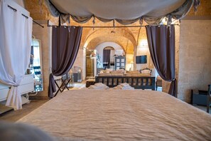 1 bedroom, WiFi, bed sheets - Sea view suite in Palazzo Blanco with terrace (Siracusa)