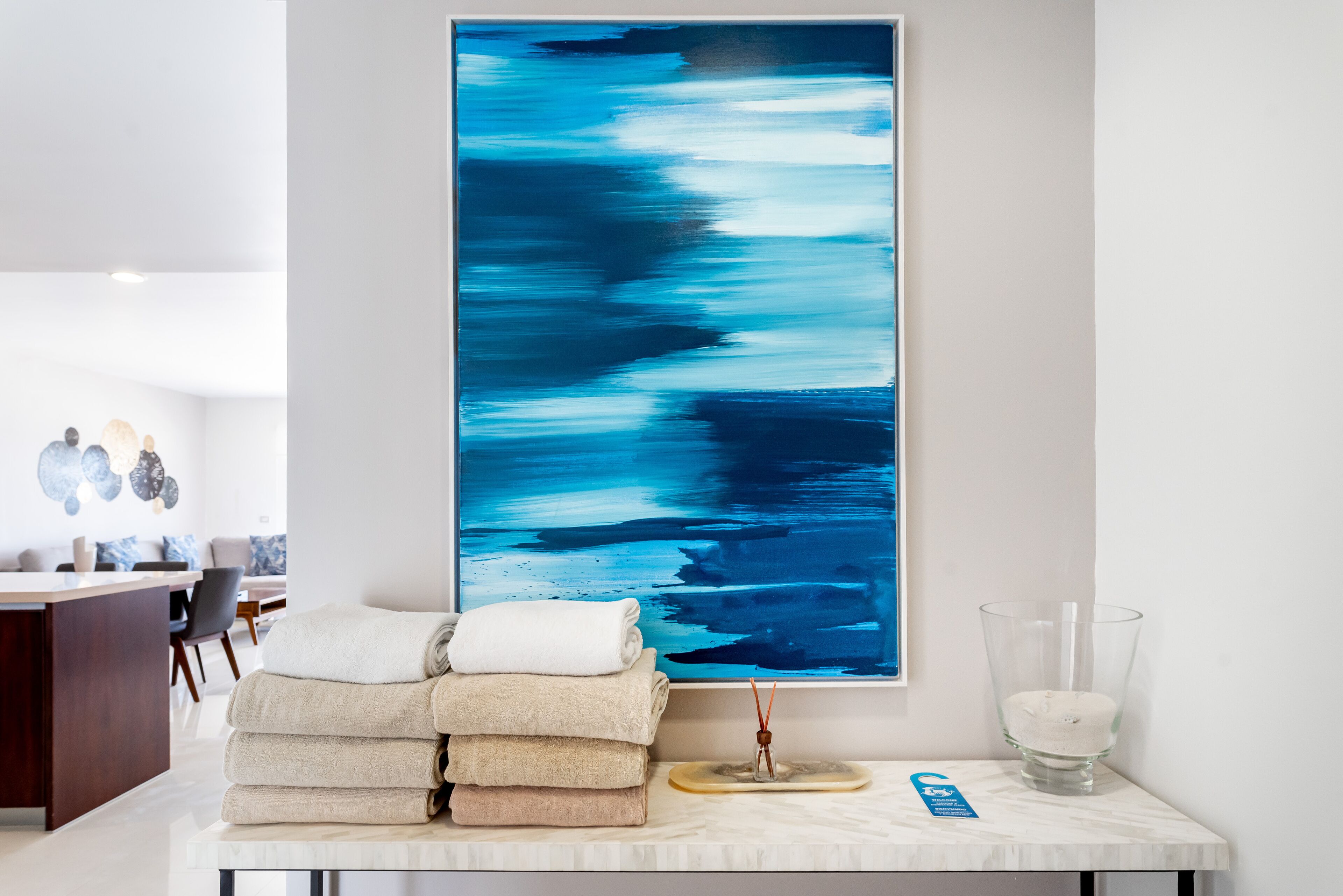 Ocean Front Penthouse Deluxe | In-room safe, laptop workspace, blackout drapes, iron/ironing board