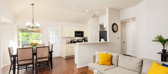 Movie Room/Nintendo Switch; Low Cleaning Fee!