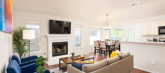 3BR Round Rock, Chef's Kitchen + Candy Wall