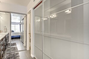 Interior - Tempe Papago 2bdrm 2ba condo by ASU (Tempe)
