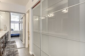 Interior - Tempe Papago 2bdrm 2ba condo by ASU (Tempe)