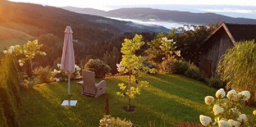 Andi's Berghütte auf 1000m Seehöhe,  baden Goggausee, Ski  Hochrindl, Flattnitz