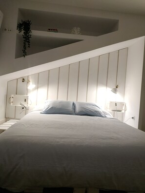 1 chambre, fer et planche à repasser, lit parapluie, Wi-Fi gratuit