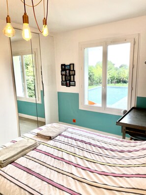 3 bedrooms, WiFi - mas (La Fare-les-Oliviers)
