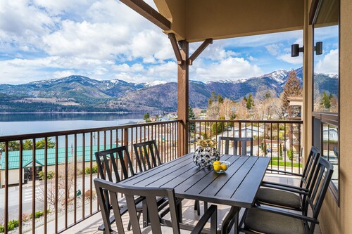 Memorable Lake and Mountain Views Luxury Penthouse