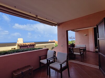 Spacious apartment in seafront condo