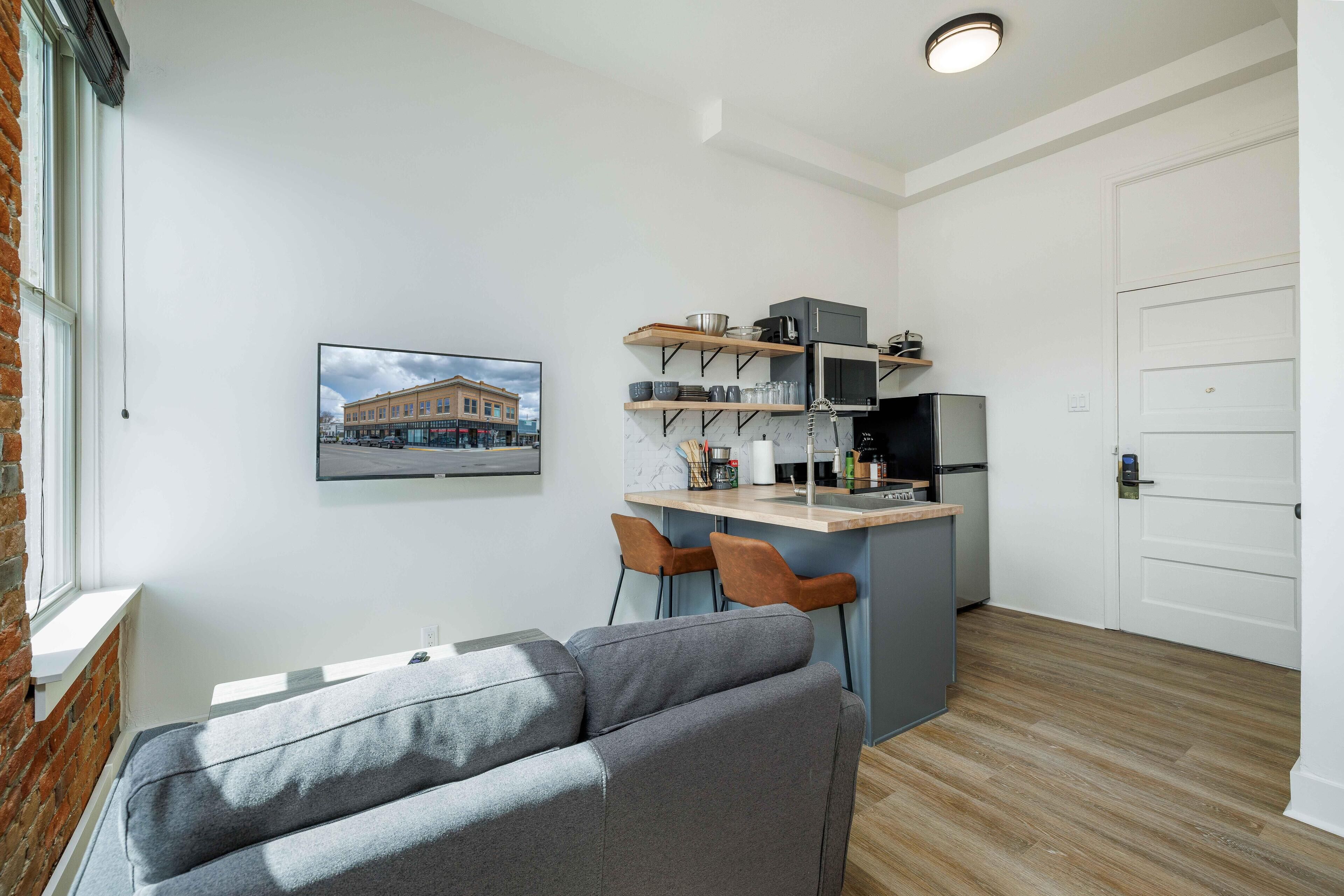 Renovated Studio Flat in Historic Downtown Livingston, Montana