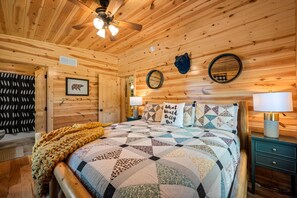 2 soverom, safe på rommet, strykejern/-brett og wi-fi (inkludert)