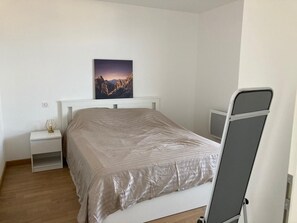 1 Schlafzimmer, Bügeleisen/Bügelbrett, WLAN, Bettwäsche