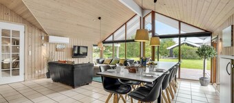 Beautiful home in Væggerløse with WiFi