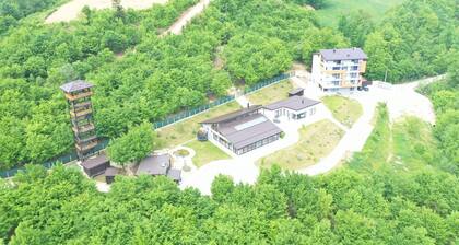 Ground floor with 3 bedrooms and shared pool