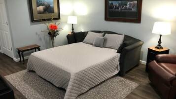 2 chambres, fer et planche à repasser, Wi-Fi, draps fournis