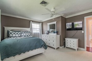 2 quartos, ferros/tábuas de passar roupa, Wi-Fi de cortesia