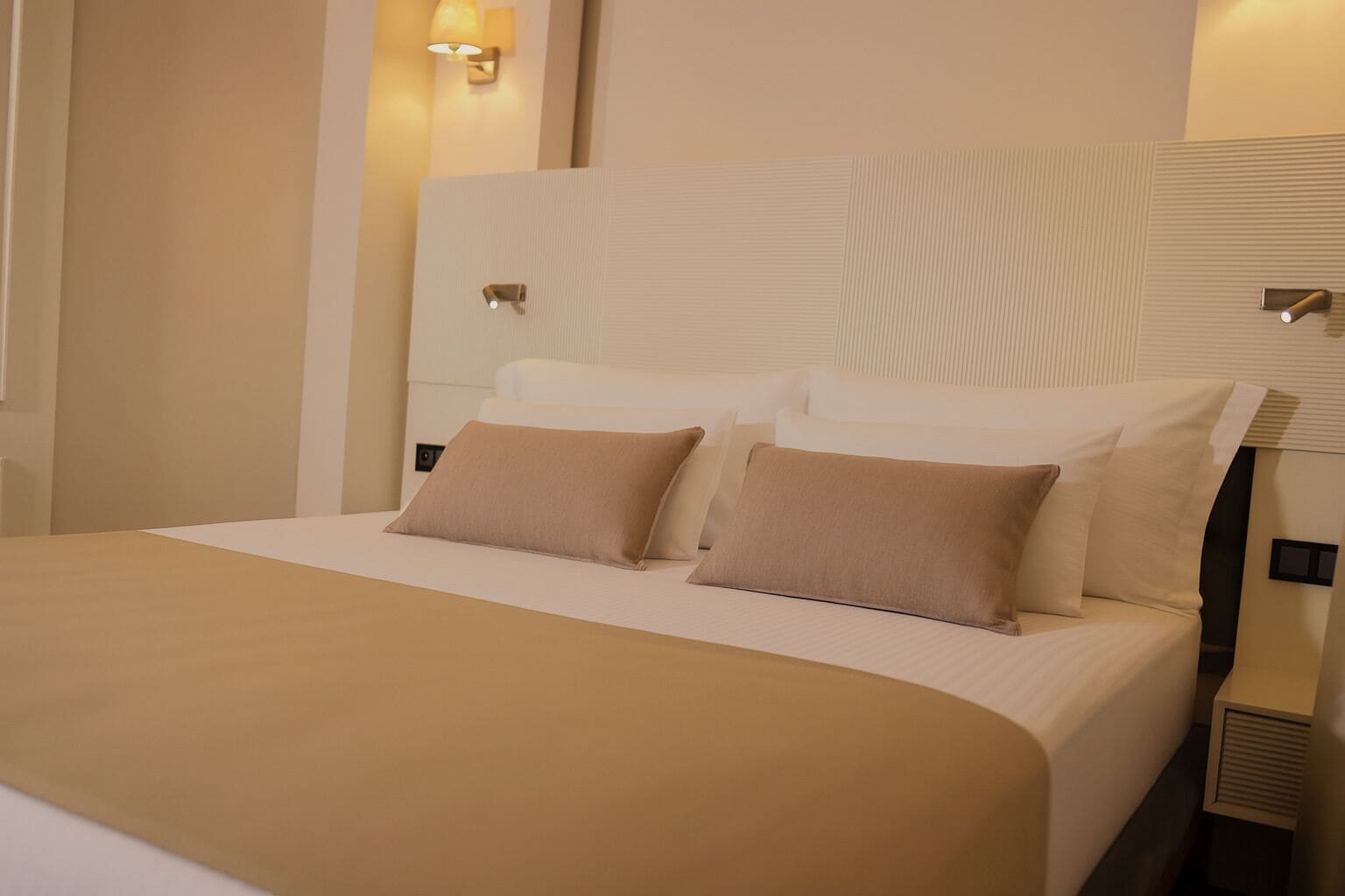 Economy-Zimmer, 1 Doppelbett, Nichtraucher | Minibar, Zimmersafe, laptopgeeigneter Arbeitsplatz