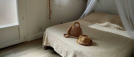3 bedrooms, WiFi