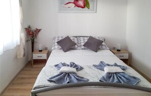1 chambre, Wi-Fi gratuit, draps fournis