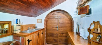Gorgeous home in Bjelovar with sauna