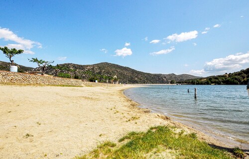 1 bedroom gorgeous home in Rodès