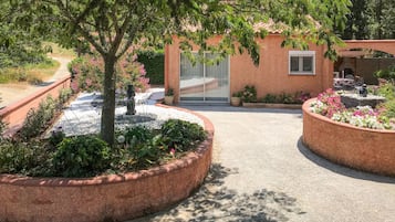 Enceinte de lâhĂ©bergement