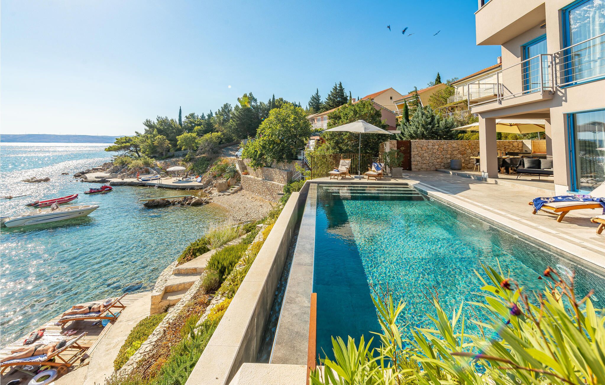 Ulkouima-allas, ääretön uima-allas