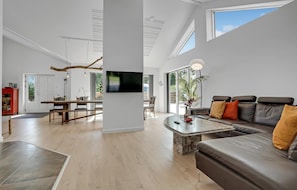 TV, table tennis - 3 bedroom amazing home in Vordingborg (Vordingborg)