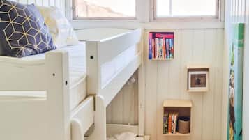 4 bedrooms, free WiFi