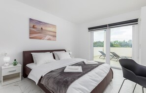 4 Schlafzimmer, Zimmersafe, Reisekinderbett, kostenloses WLAN