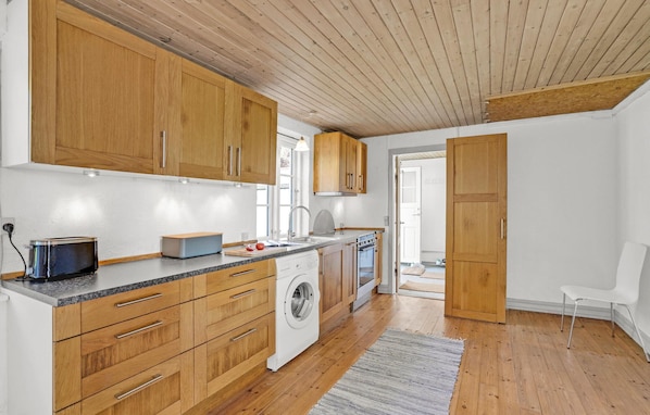 Fridge, stovetop, cookware/dishes/utensils