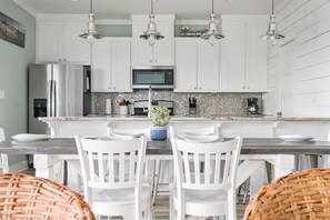 Fridge, microwave, oven, stovetop - Private Pool, Steps to Beach with Direct Access, Pet-friendly! (Bolivar Peninsula)