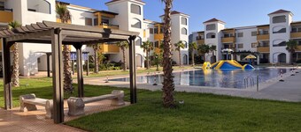 Superb apartment with swimming pool in Saidia Marina