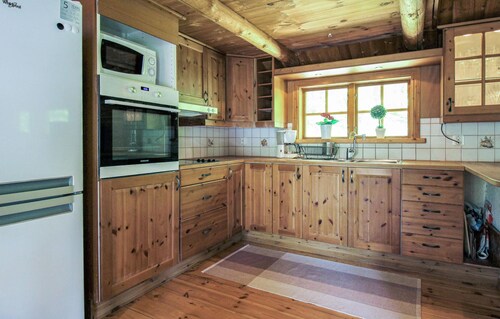 Gorgeous home in Munka-Ljungby