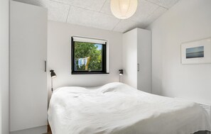 4 dormitoris, un bressol de viatge i wifi gratuïta 